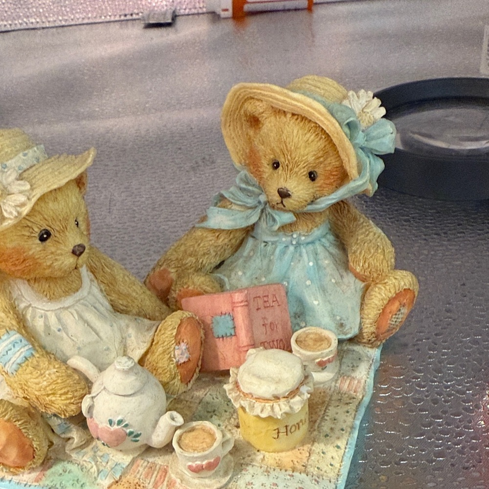 Cherished Teddies Freda and Tina adorable Tea Party - Picture 4 of 12